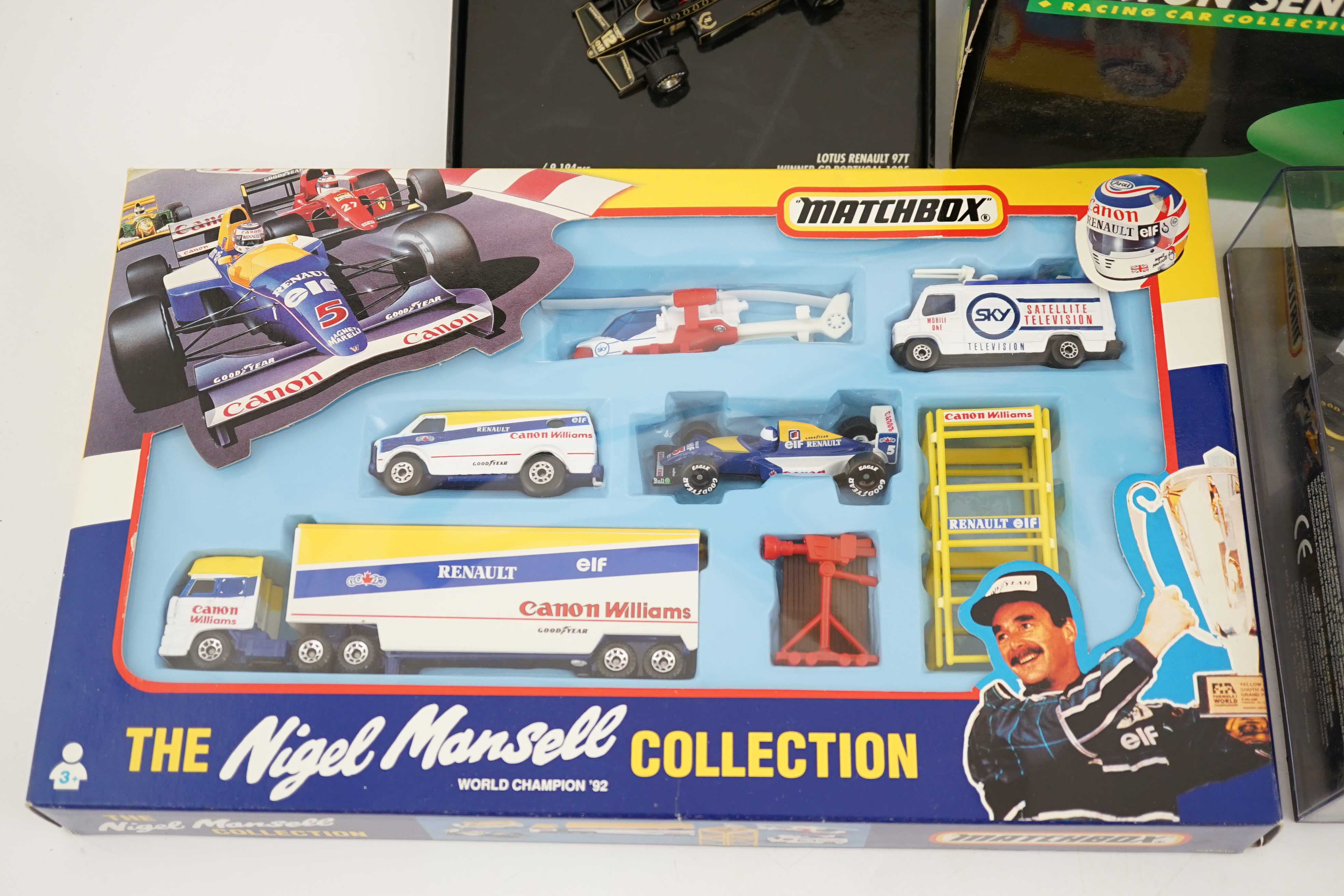 Twenty-one diecast motor racing related models by Onyx, Minichamps, Bburago, etc. including; three Onyx 1:24 scale formula One racing cars, eight Bburago 1:24 scale Formula One cars